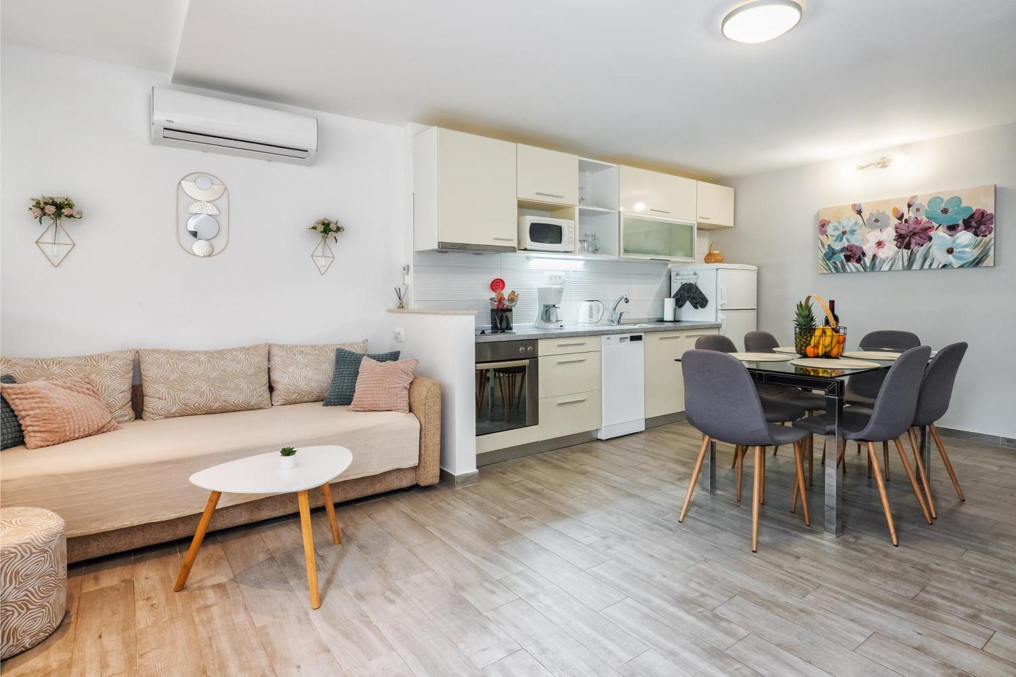 Green Oasis Split Ngoại thất bức ảnh